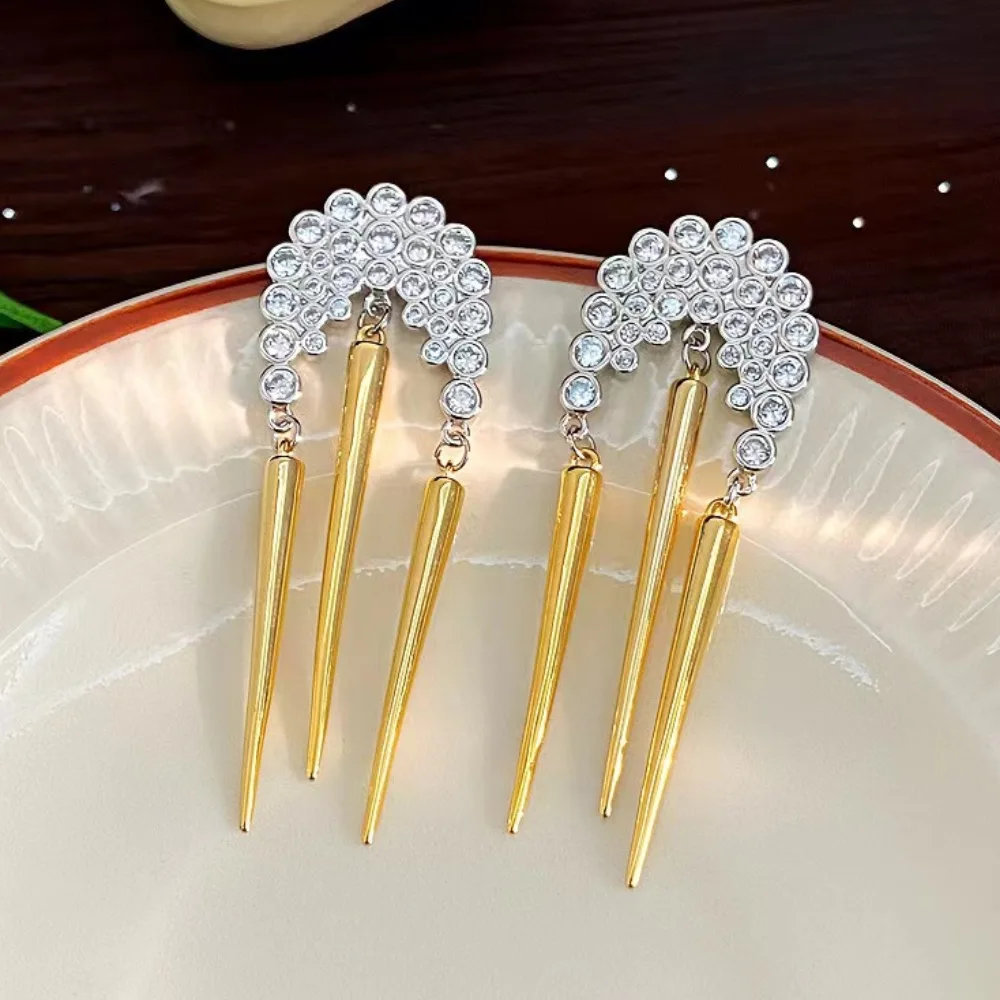 

Длинные серьги-подвески с кисточками, популярные в Европе и Америке, подвеска в виде металлического конуса, роскошные женские длинные серьги, рождественский подарок.