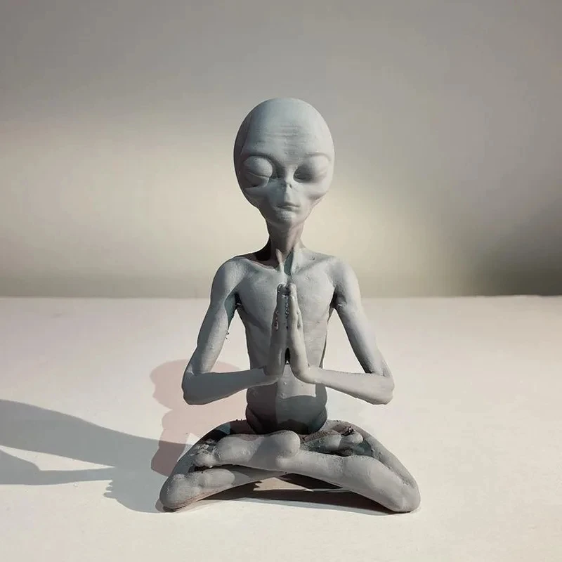 Meditation Alien Resin Room decoration Halloween home & garden Decorations Meditation Alien Garden Figures Yard & Garden Decors