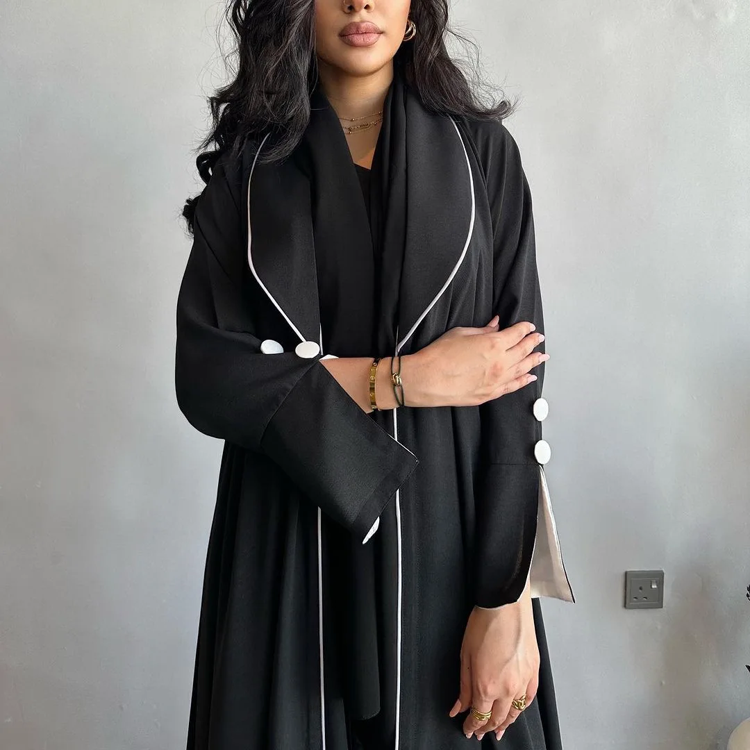 Muslim Autumn Winter Open Kimono Abaya For Women Jalabiyat Black And White Contrast Color Moroccan Turkish African Robe