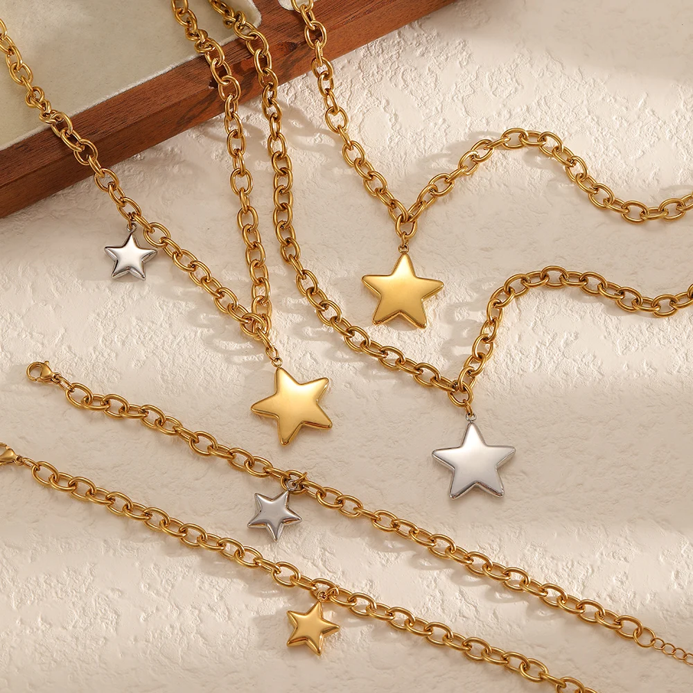 Schlichtes, klassisches, 18 Karat vergoldetes Edelstahl-Armband mit fünfzackigem Sternanhänger, wasserdichter Schmuck für Damen, Geschenk. – Detail 2