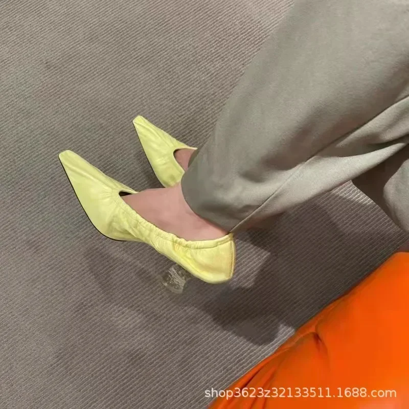 

Transparent Heel Crystal High Heels Women's Retro Thick Heels Women's New Pointed Soft Leather Witch Grandma Shoes