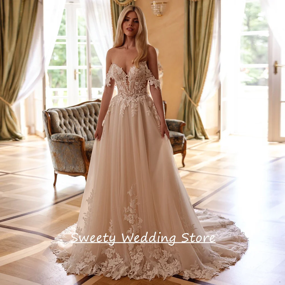 

Champagne Wedding Dress Customized Off Shoulder V Neck Applique See Through Sweep Train Glitter Bridal Gown for Woman Bride