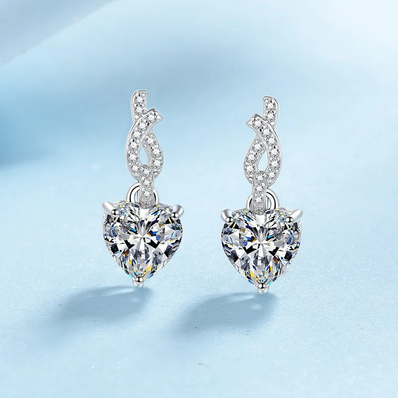 

Romantic Gift Heart Earrings Fresh For Women 2ct Each Moissanite PT950 Platinum | Sweet meaning, ideal festival gift