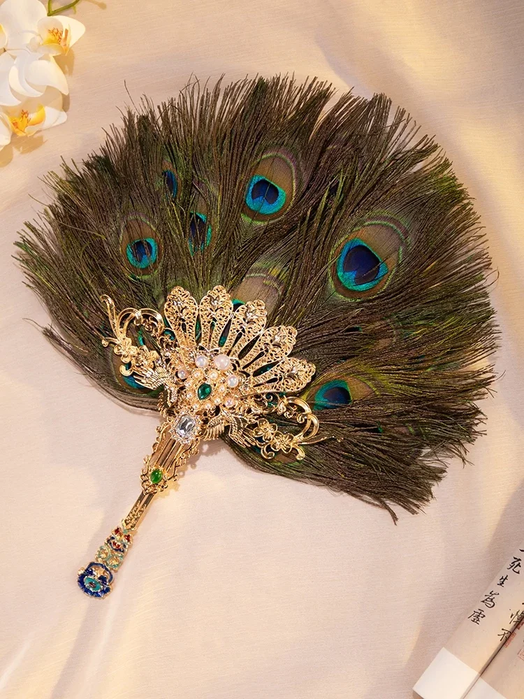 Handmade Peacock Feather Fan, Ancient Style Dance Fan, New Chinese Style Stage Performance, Studio Photography Props