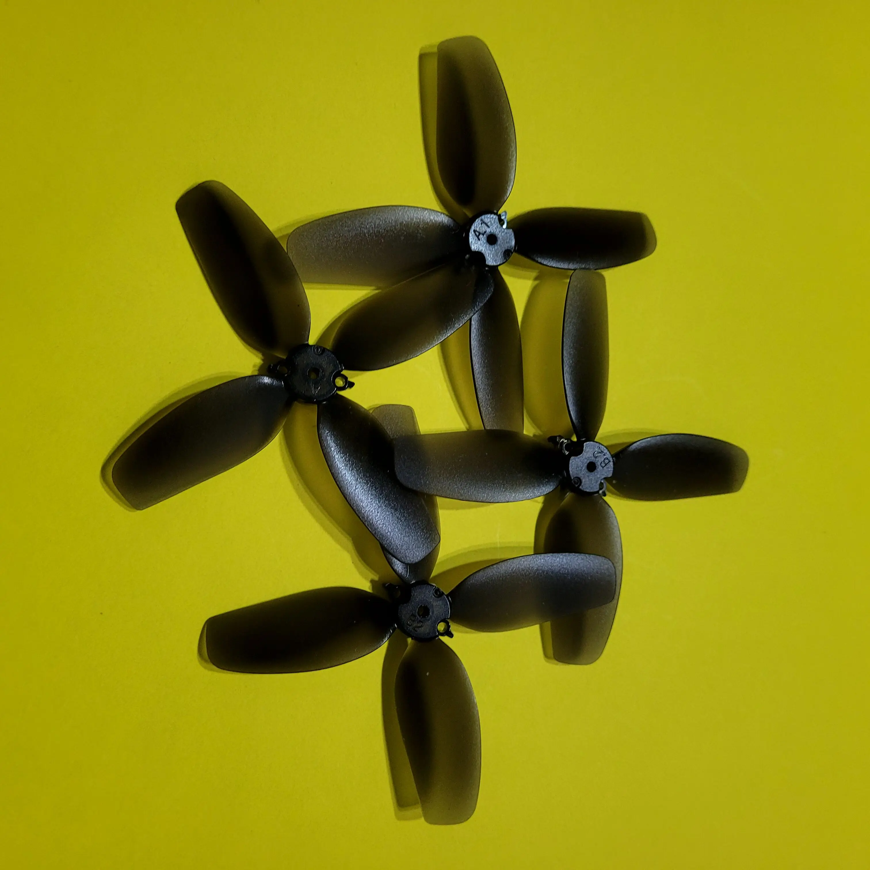 4-Leaf Main Blade Propeller Or - огляд і ціна Drone Rc S156