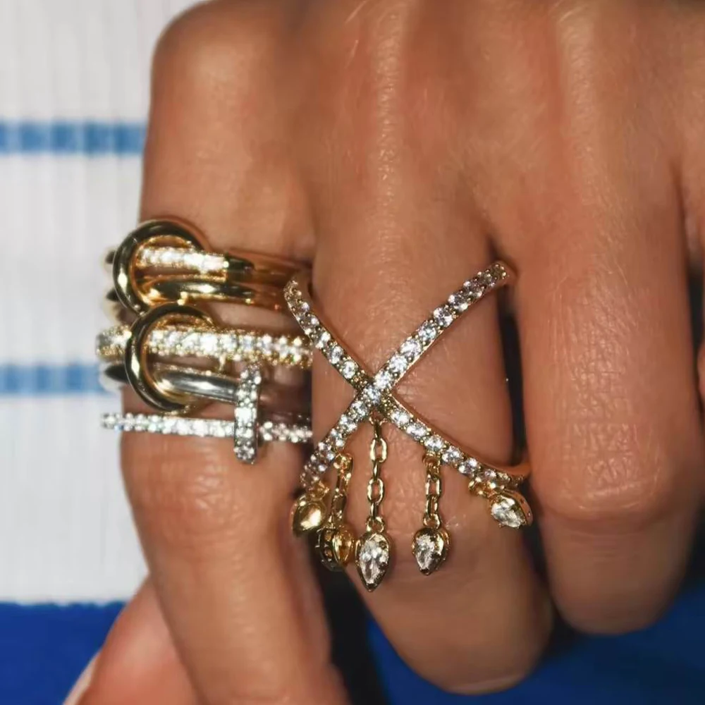 

2025 Gold Color Criss Cross X Cross Rings Micro Pave Bling Cubic Zircon Drop Cz Tassel Rings Women Wedding Finger Jewelry