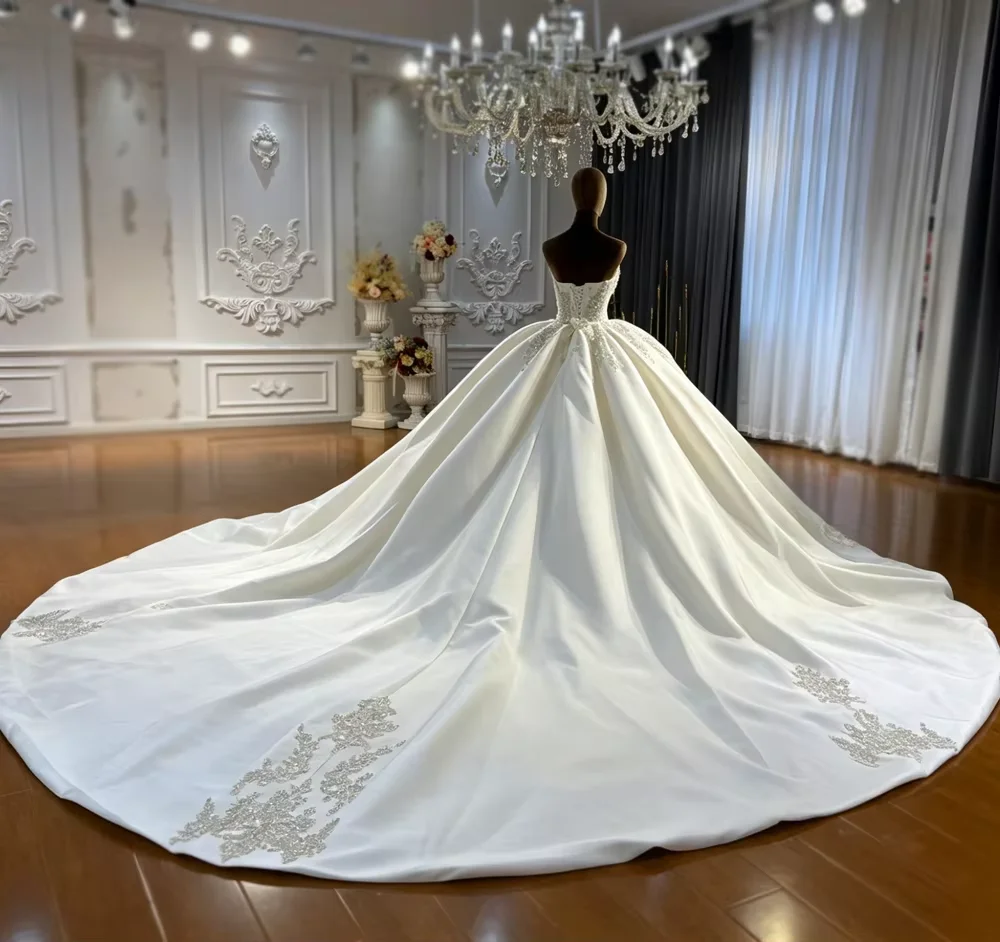 Customized Luxury Strapless Satin Princess Wedding Dress Vestidos De Novia view 4