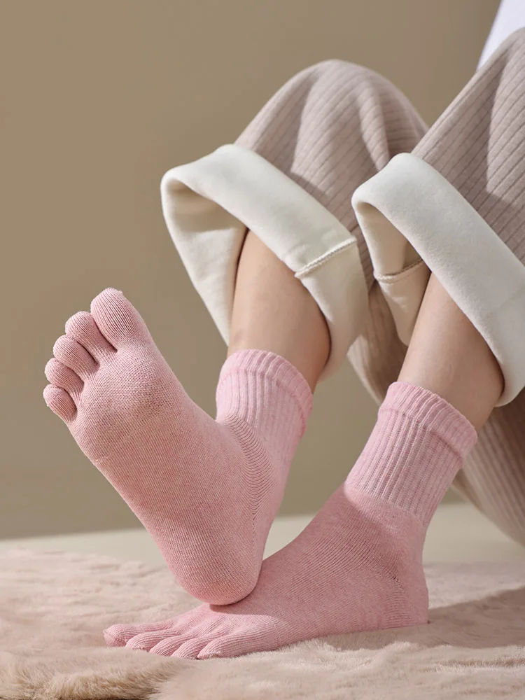 1 Paar Winter-Socken mit dicken Zehen für Damen, Baumwolle, solide, atmungsaktiv, warmer Boden, schlafender Frottee gegen kalten Schnee, lose Fünf-Finger-Socken – Detail 7