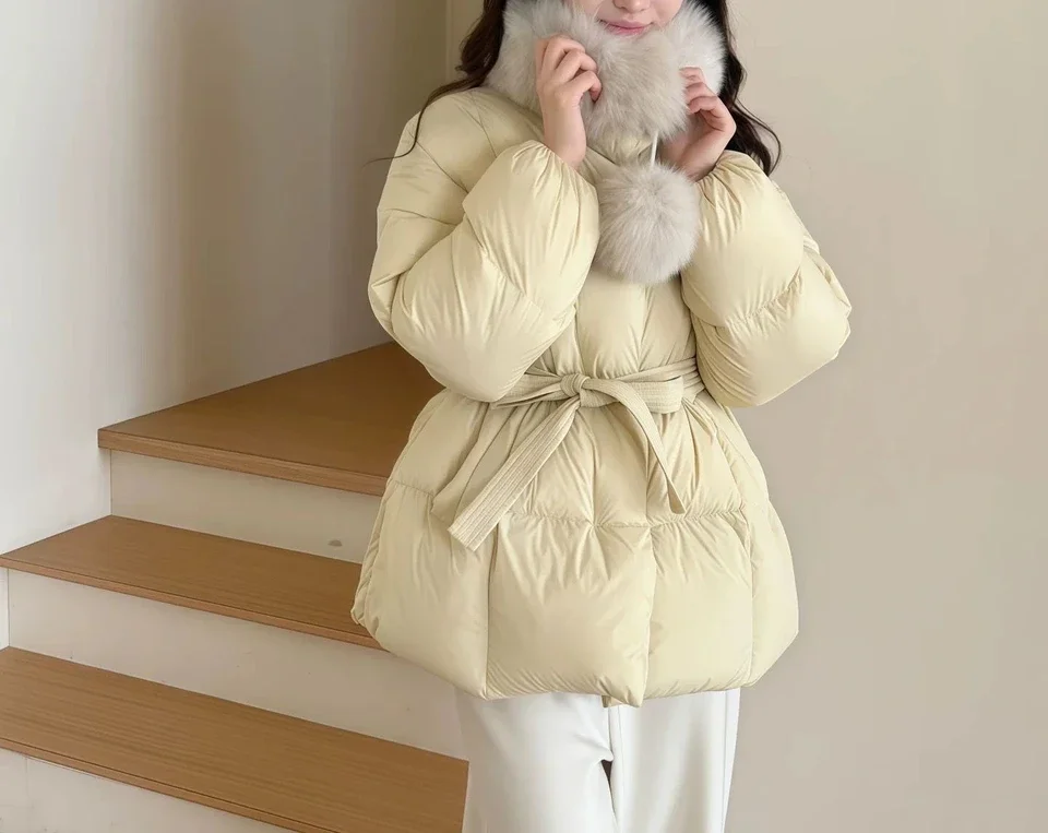 2025 Plush Warm Cotton for Women, Winter New Style, Casual Versatile Coat, Sweet and Stylish, Looks Thin