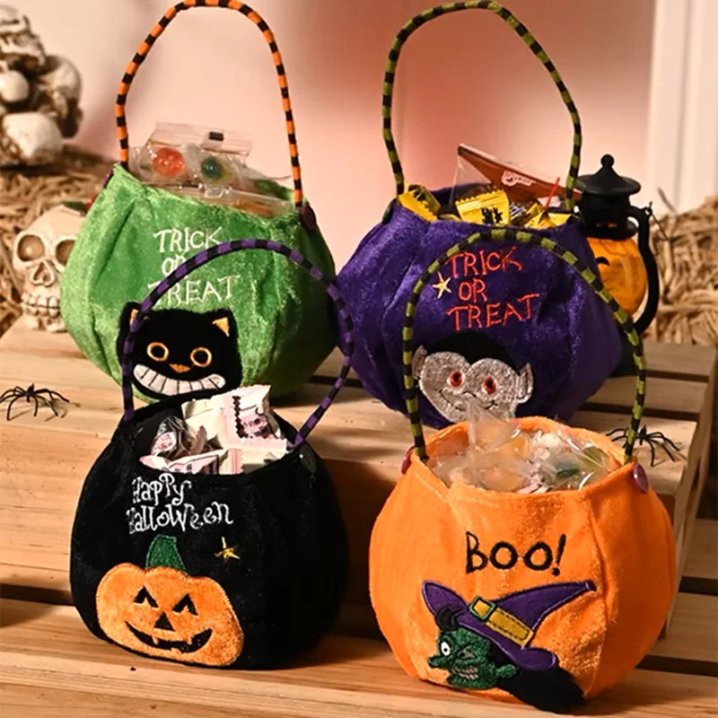 Cute Pumpkin Cat Halloween Candy Bag Velvet Tote Bucket with Handle Reusable Trick or Treat Party Favor for Kids