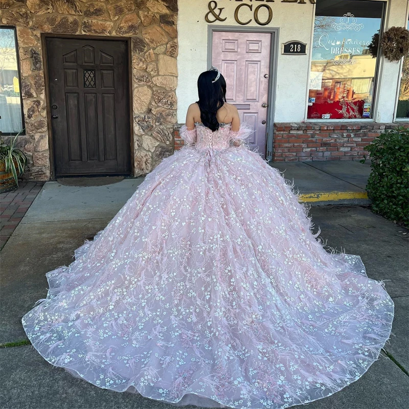 

2023 милое розовое платье для Quinceanera, вечерние платья из тюля с бисером и перьями с длинным рукавом, платье на шнуровке для выпускного вечера