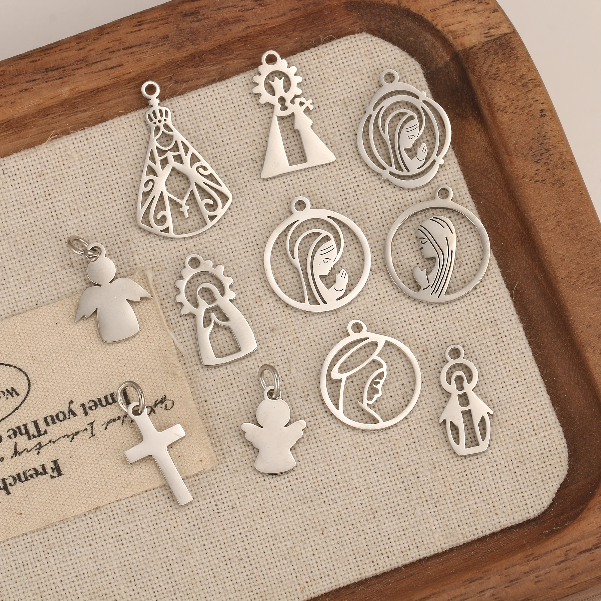 5 Stück hohle Jungfrau Maria Charm Edelstahl Engel Unsere Liebe Frau Anhänger DIY Armband Ohrring Spanien Katholiken Handwerk Schmuckherstellung – Detail 3