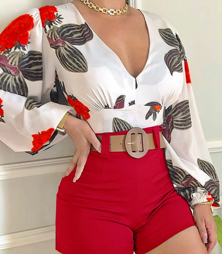 

Women's Autumn Floral Print and High-Waisted Shorts Set Puff Sleeves Shirt Looks