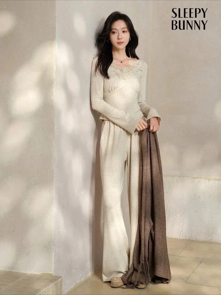 

Wool-Like Lace V-Neck Knit Lounge Set Women Long Sleeve Top Relaxed Straight Pants Soft Elastic Waist Two-Piece Outfit Comfort