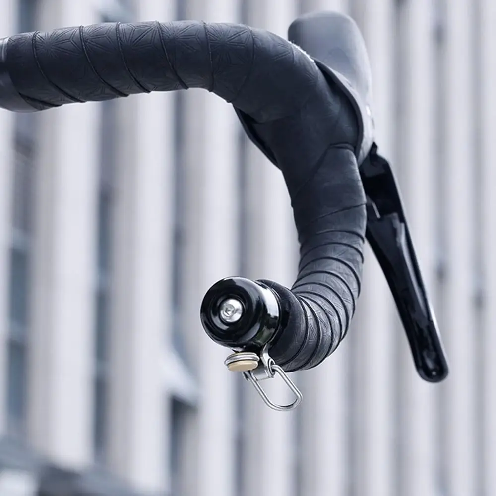 

Easy Install Clear Loud Sound Road Bike Bell Copper Universal Handlebar Plug Bell Weather Resistant Bicycle Horn Urban Commuting