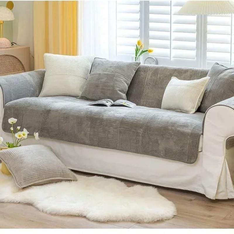 

Scandinavian Ins Milk White Plush Sofa Cushion Winter Fabric Thickened Non-slip Sofa Cushion Cover