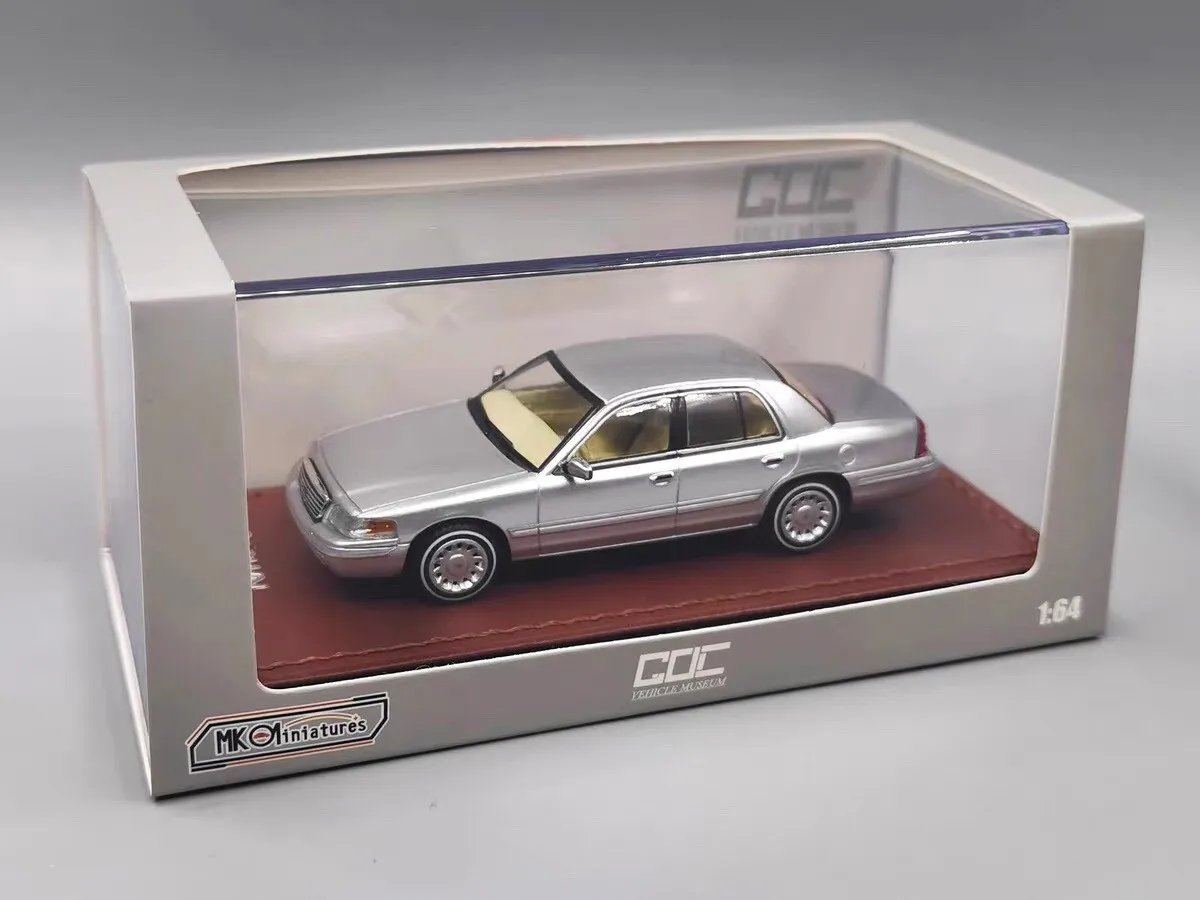ミニカー GOC 1/64 CVPI & Suburban GOC 1/64 Ford Crown Victoria - Black – 20KM Diecast