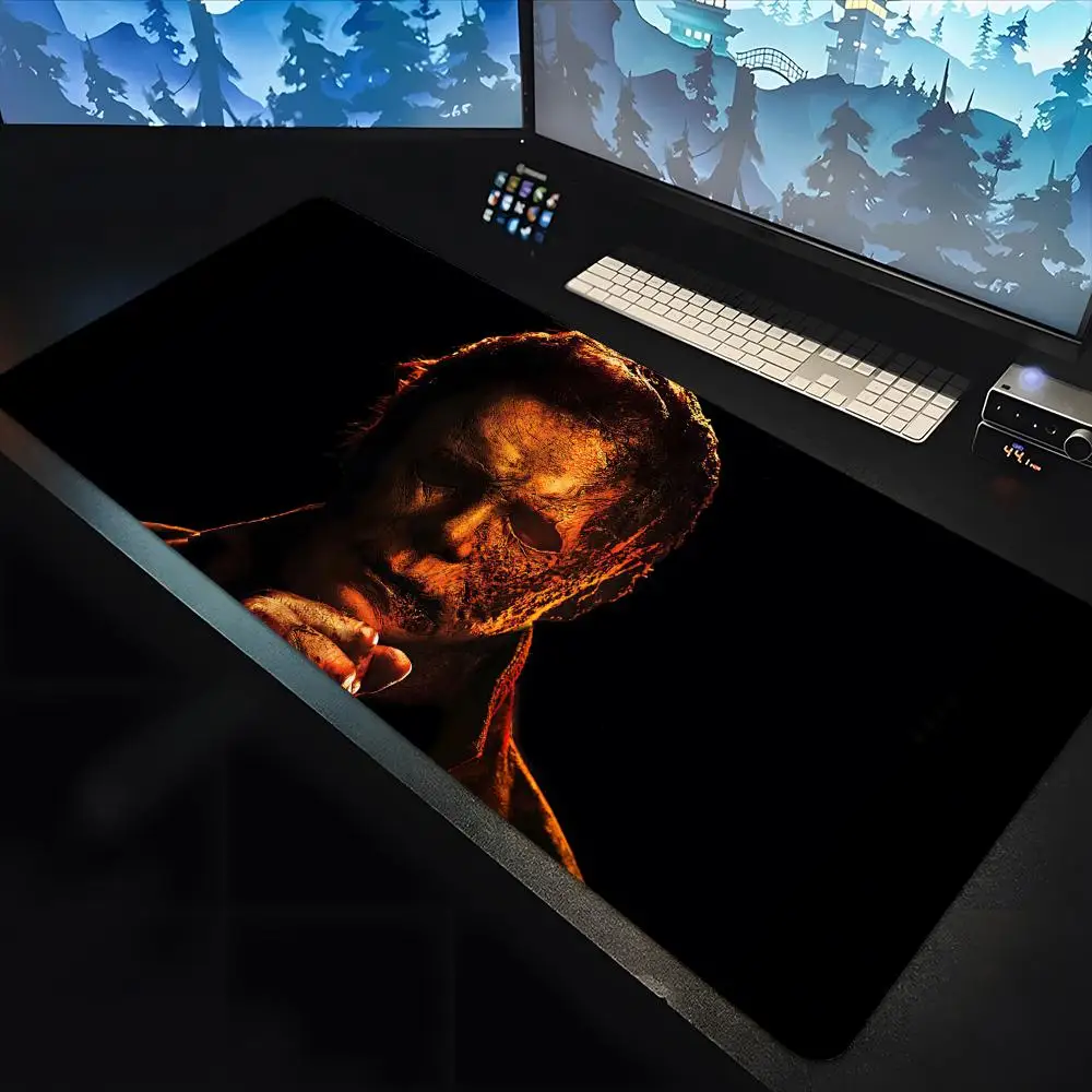 

Halloween Kills Michael Myers Horror Sell Mouse Pad Large Keyboard Mouse Desk Pad Non-slip Rubber Gaming Mouse Pad Laptop Carpet