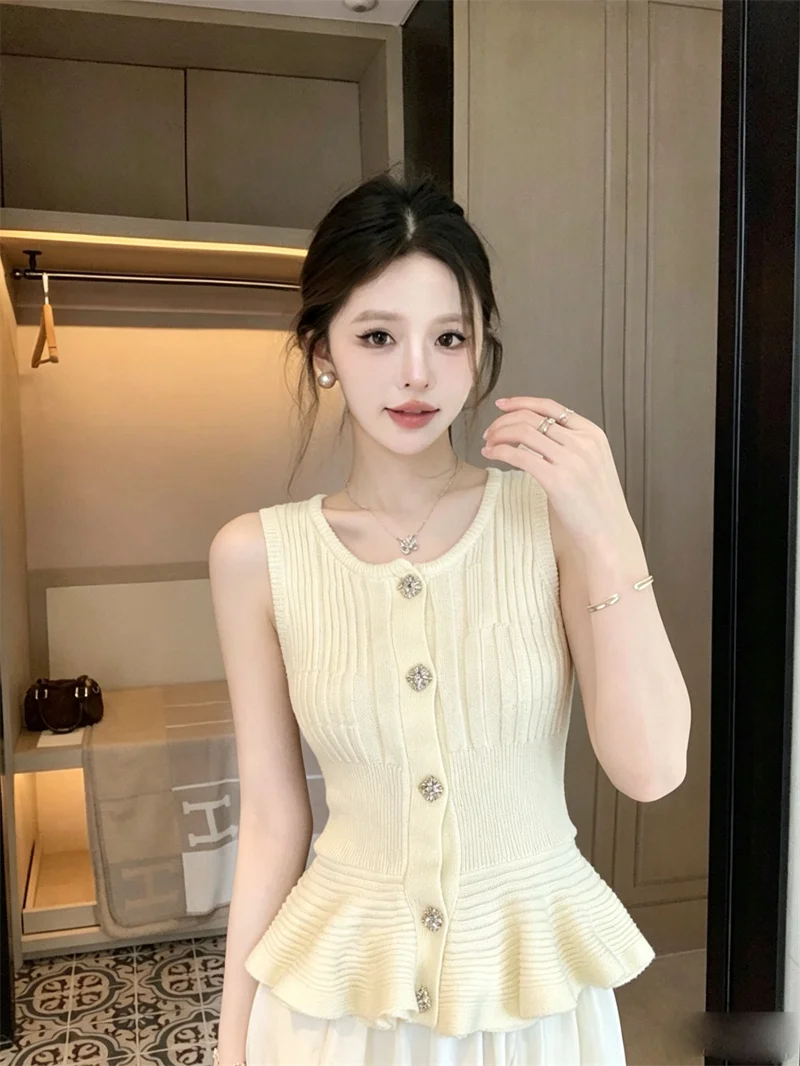  Knitted Slim Fit Vest Women's Low round Neck Single Button Summer Top Elegant Waist-Cinching Fashion Trend