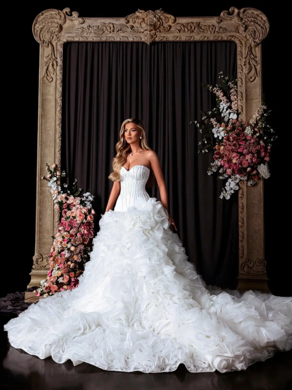 Ruches Kralen Vloerlange Trouwjurk Prachtige Sweetheart Hals Bruidsjurk 2026 Nieuwe Aangepaste Glamoureuze Jurken Voor Bruid