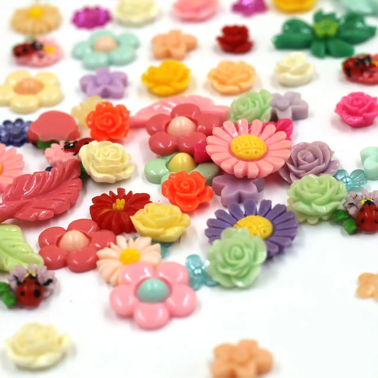 200PCS Flatback Resin Multi-shape Flowers Charm Cameos Cabochon Mix 10-30mm DIY Handicrafts Decoration Jewelry Accessories