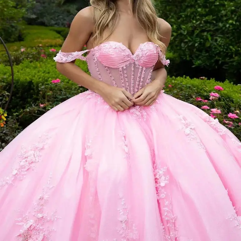 Maßgeschneiderte rosa glänzende Quinceanera-Kleider, Ballkleid, schulterfrei, Applikationen, Blumenperlen, Tüll, süßes 16-Kleid, Vestidos für 15 Jahre