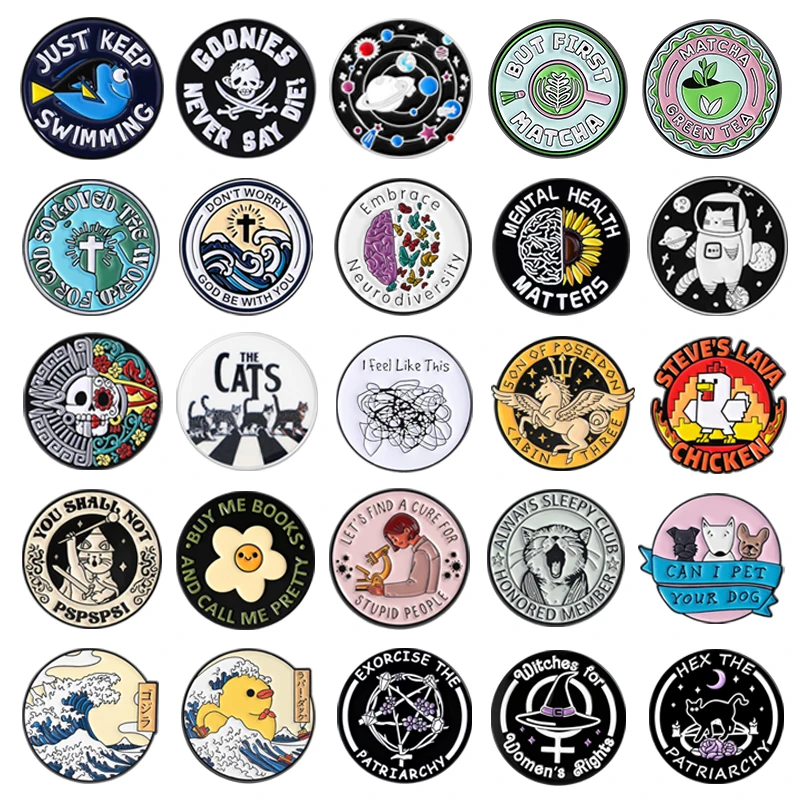 Alfileres redondos esmaltados de dibujos animados, personajes de animales Kawaii de Anime, amantes de Matcha, broche de esqueleto Punk, insignia de solapa, regalo de joyería para amigos