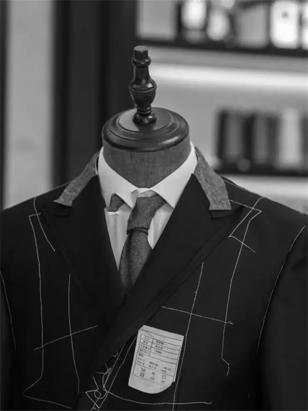 بدلة رجالية فاخرة 2 قطعة بدلة مخططة للرجال سترة وسراويل مجموعة مزدوجة الصدر كلاسيكية مقلمة سهرة للرجال حفلة عمل