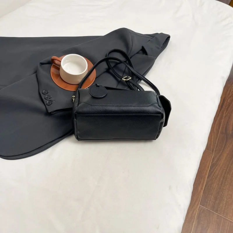 

Elegant Designer Tote Bag Genuine Leather Shoulder Handbag Women's Crossbody Evening Purse