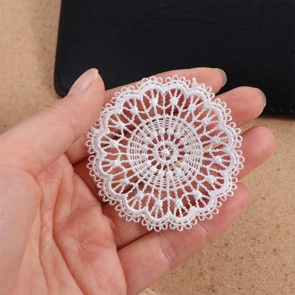 2pcs Knitting Miniatures Table Placemat Furniture Simulative Knitting Table Placemat Lace Circular Dollhouse Table Placemat