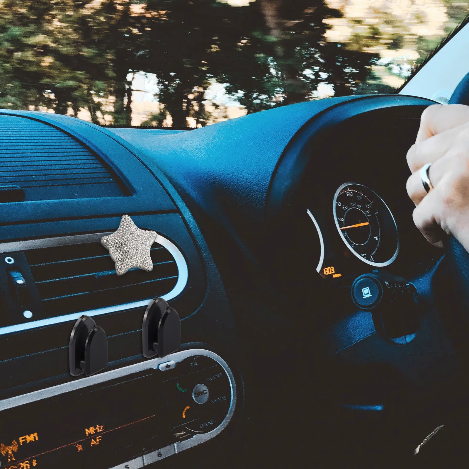 

15pcs Car Hooks Self Adhesive Hanging Hook For Key Storage Multifunctional Vehicle Organizer Mount No Drill Required Durable