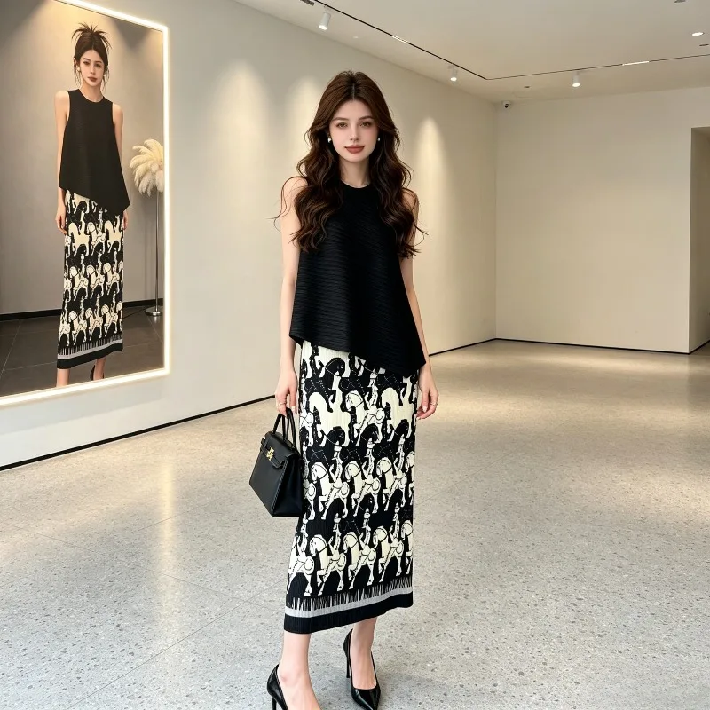 Miyake Pleated New 2026 Original Pleated Casual Fashion Summer Retro Slim Fit Knight Print Skirt Versatile Straight Skirt Pleat