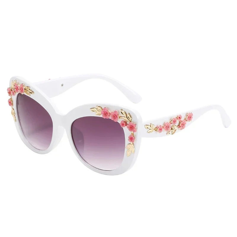 Lunettes de soleil œil de chat vintage pour femmes, lunettes décoratives en métal, lunettes de soleil à fleurs, design rétro, paupières rose, mode 2024