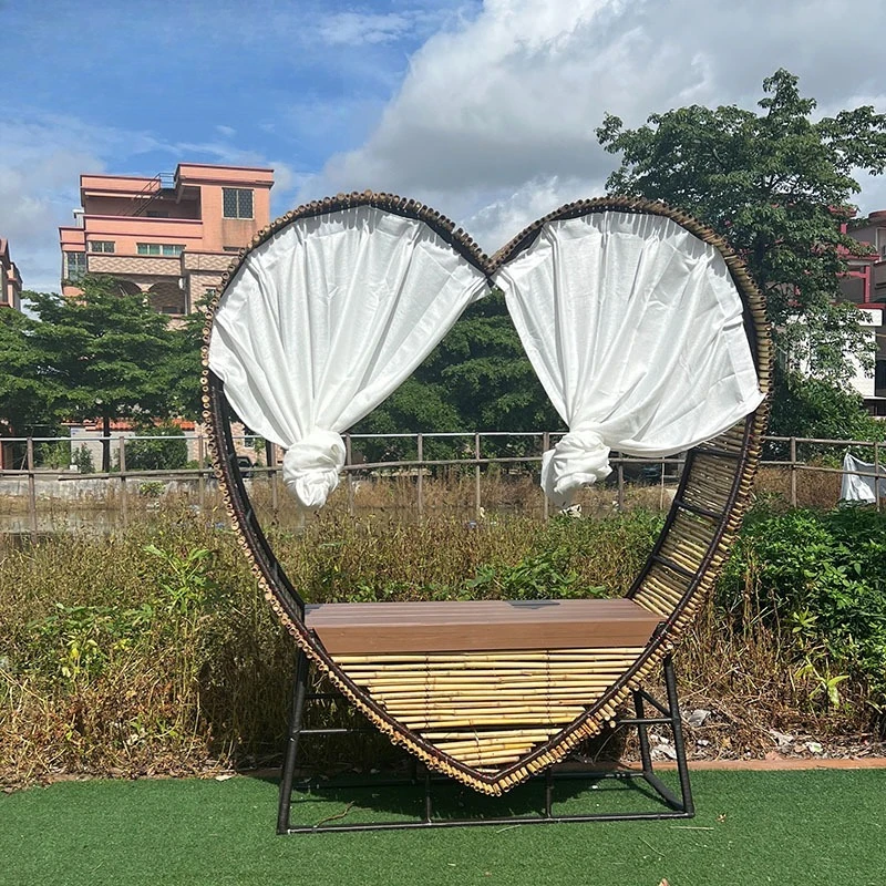 

Outdoor Internet celebrity bed and breakfast clock in heart-shaped bamboo sofa furniture outdoor garden seaside villa waterproof