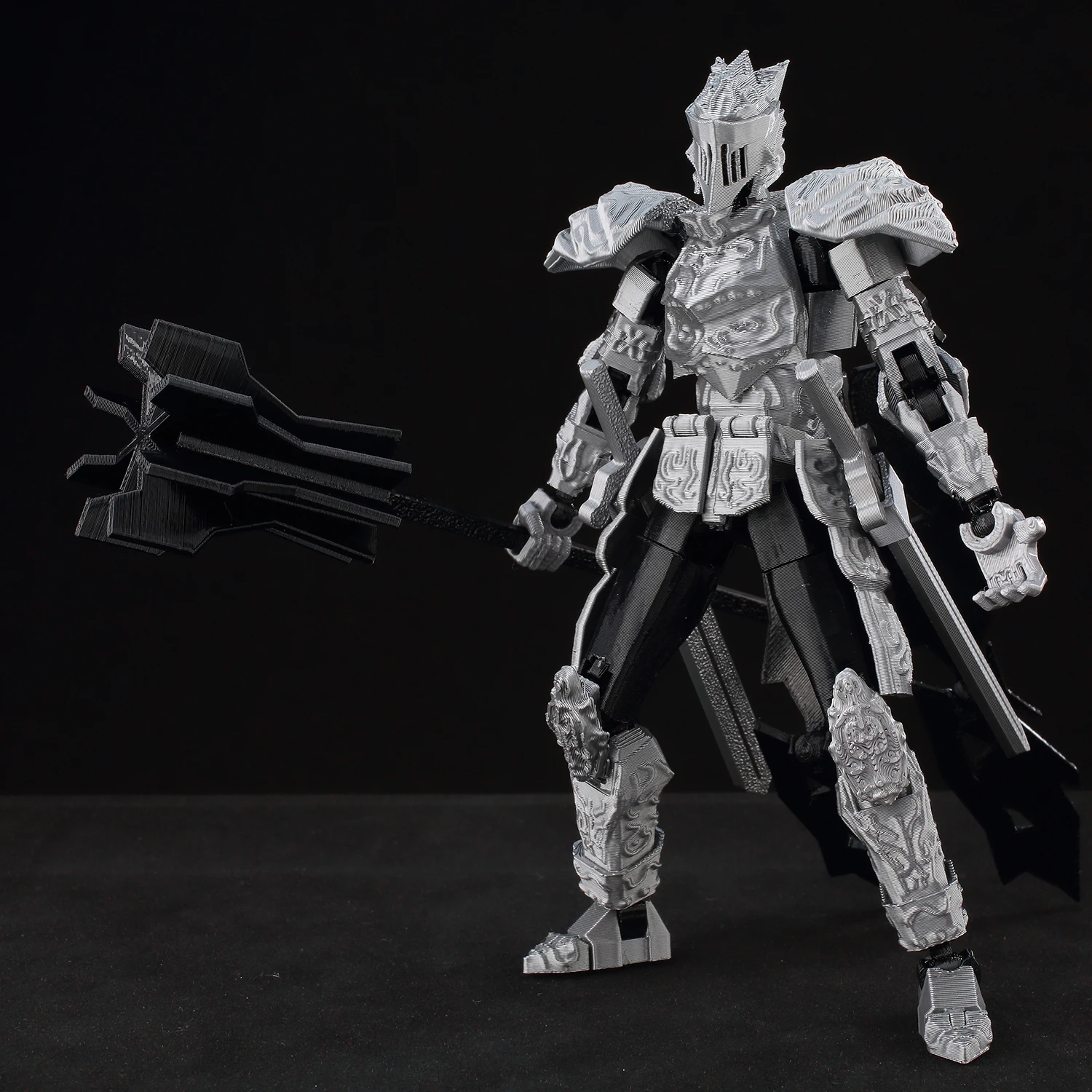 ​ 9L3D Lucky13 Silver Armor Knight Actionfigur Dummy13 mit TripleWeapon T13 Mehrgelenkiges 3D-gedrucktes Sammlerspielzeug Titan13 ​