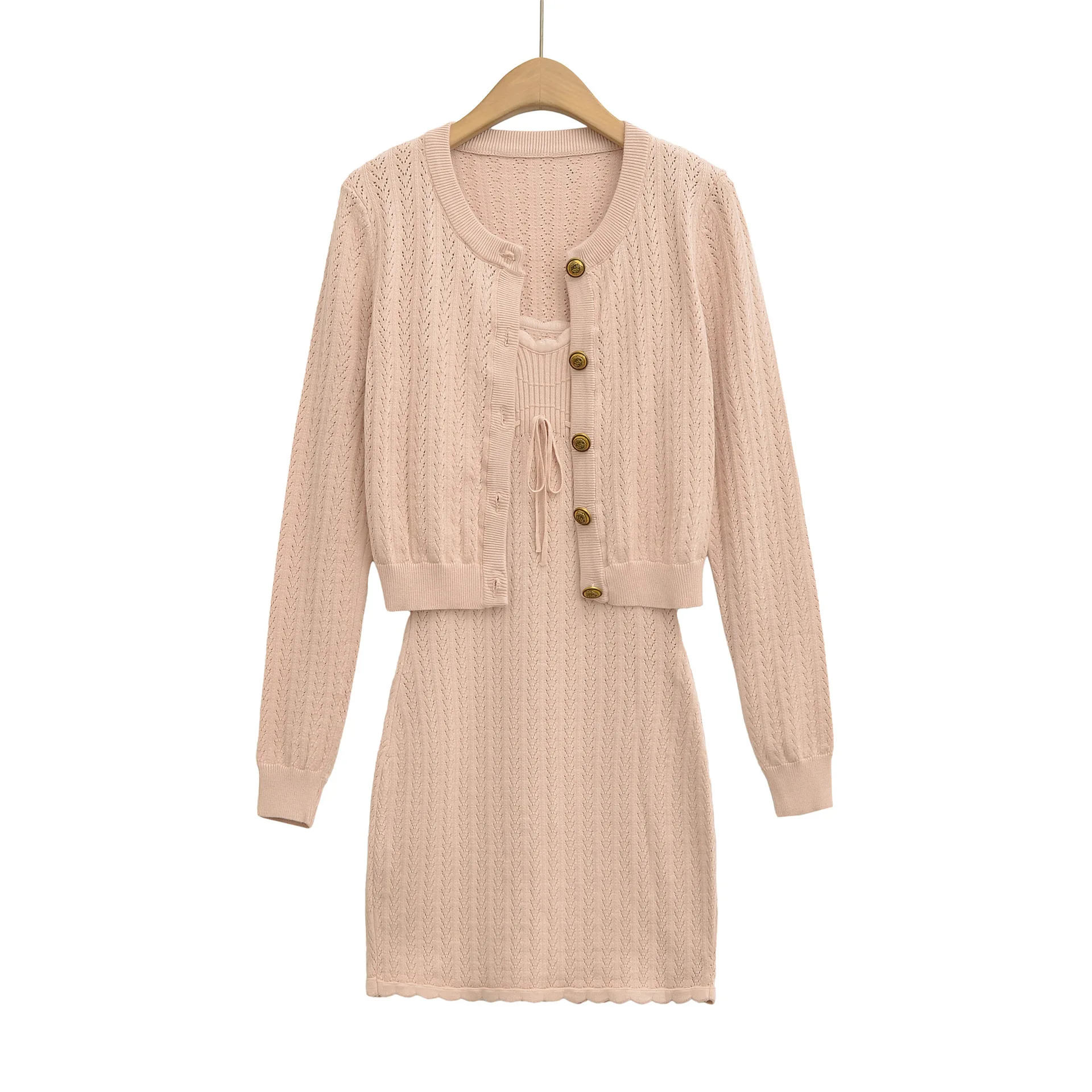 

Французская мода, модное стильное платье из двух предметов для взрослых, ранняя осень, новое короткое платье на бретелях, кардиган с круглым вырезом и пуговицами, комплект Casaul RHW2