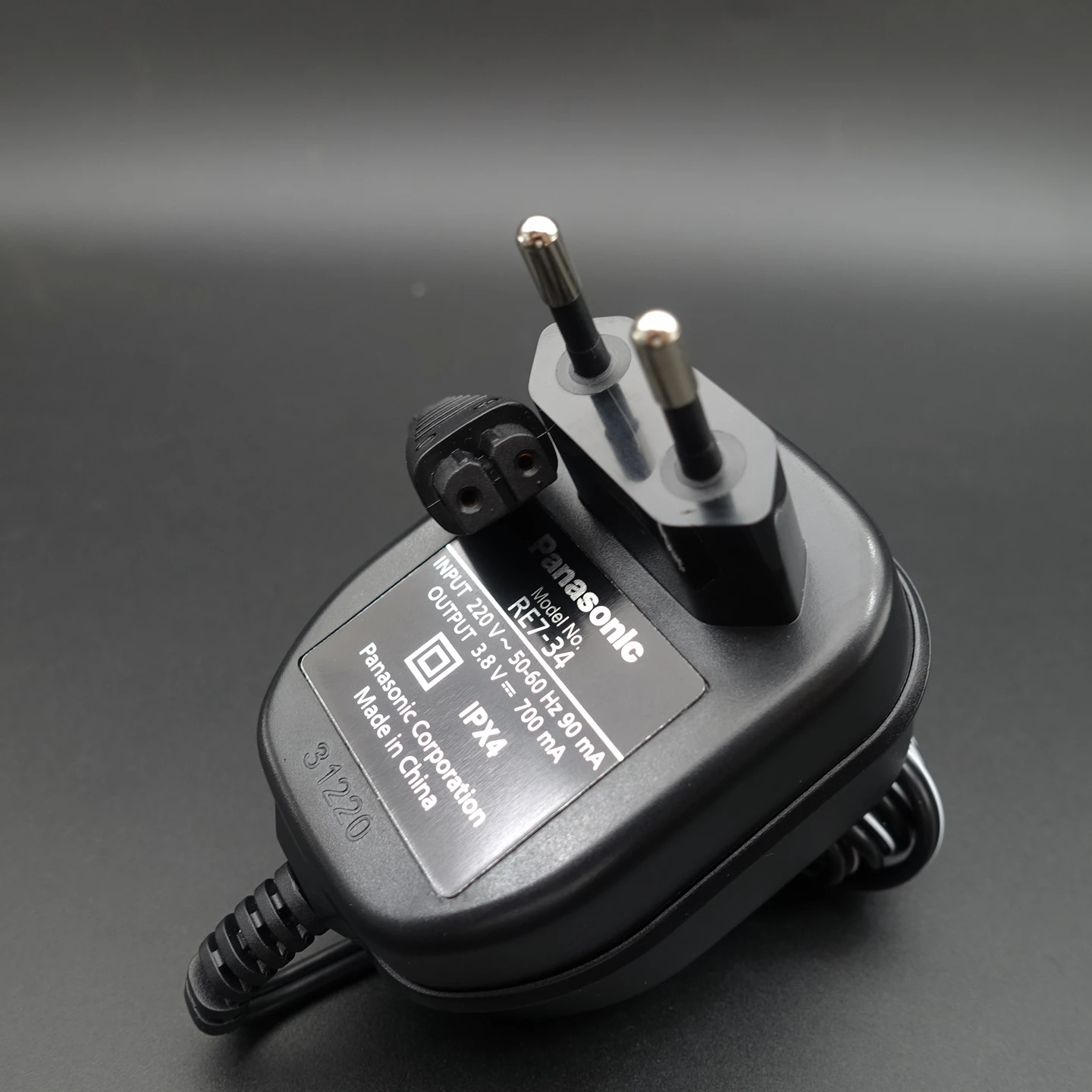 

Подходит для зарядного устройства для бритвы Panasonic RE7-34 ES6013/6016/7035/7036/7037/7043/7046.