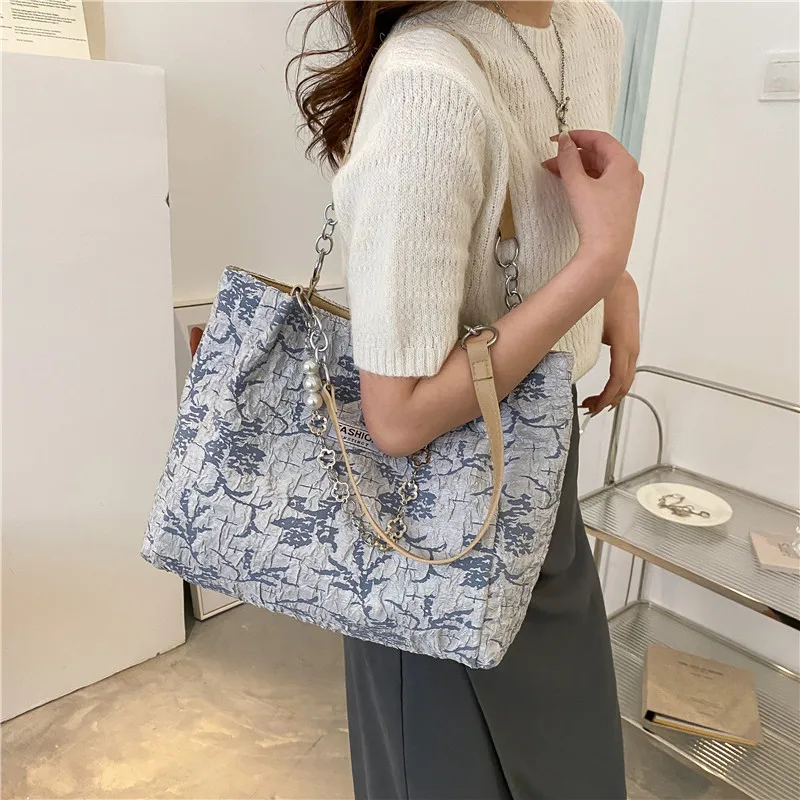 2023 Summer European Fashion Black White Blue Print Lady Handbag Luxury Design Women's Underarm Bag Large Capacity Tote Bag