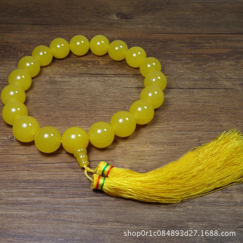 Yellow chalcedony agate bracelet with 18 beads, suitable hand wear or car hanging, diameter 20mm