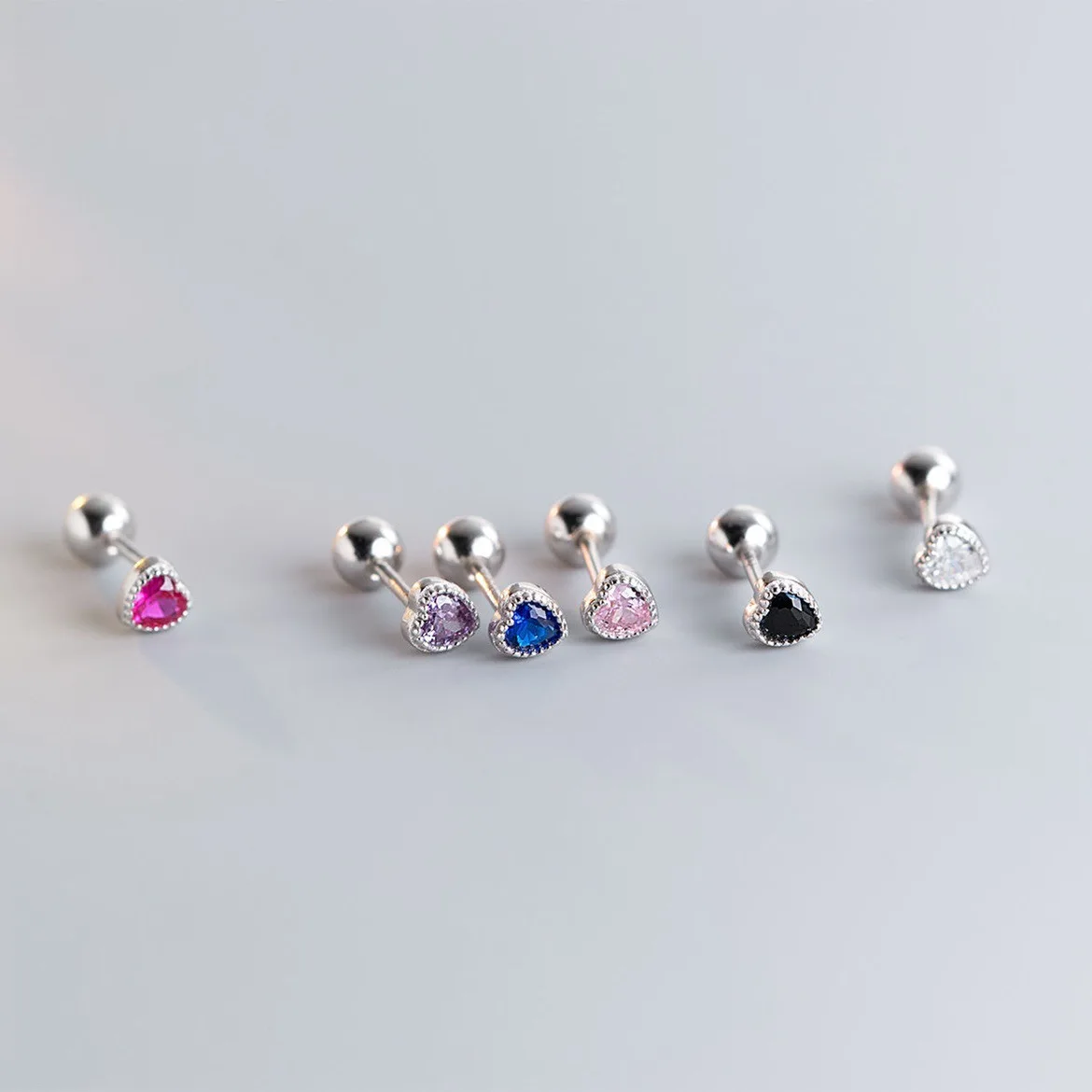 Sweet Romantic Crystal Zircon Heart Studs Earrings for Women/Men Helix Tragus Cartilage Piercing Jewelry Gift
