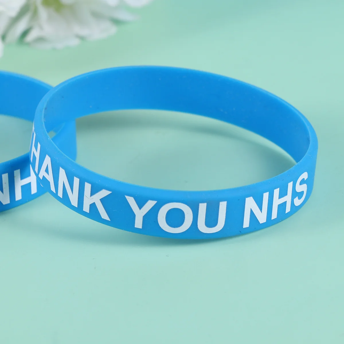 

2 шт., силиконовые браслеты «Спасибо», небесно-голубые мягкие удобные ремни на запястье, декоративные аксессуары для рук, силиконовые ремешки на запястье