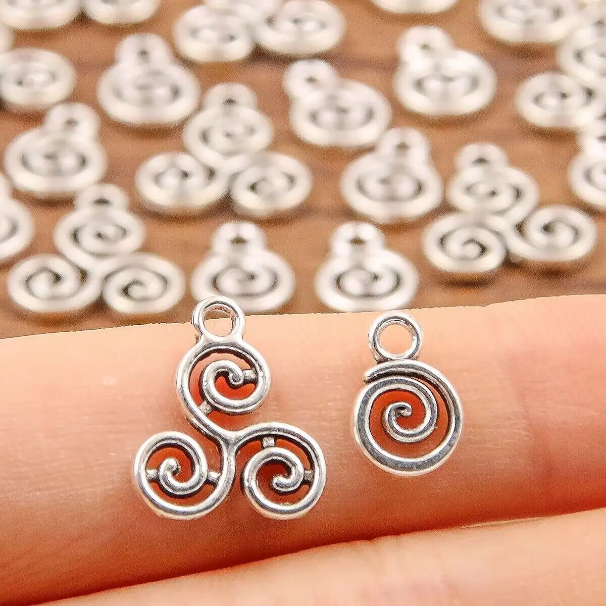 50PCS 2 Style Metal Alloy Geometry Charms Double Sided Hollow Round Pendant For Jewelry Buckle Making DIY Handmade Craft