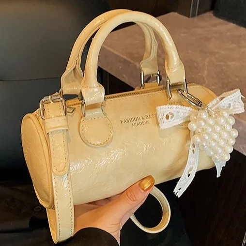 

‌2025 Korean Minimalist Boston Bag | Textured Convertible Shoulder Crossbody