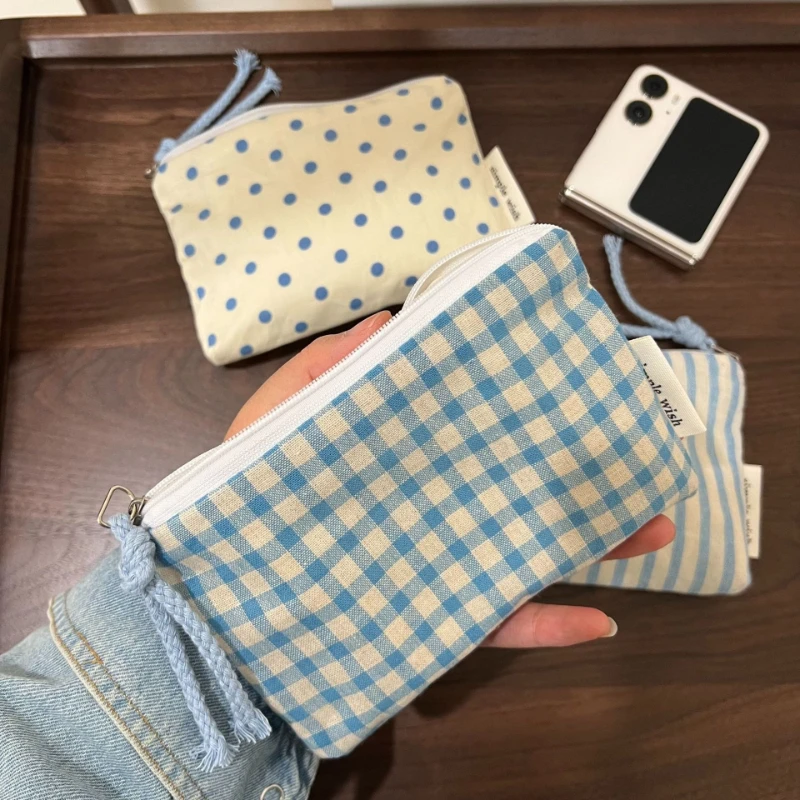 Portable Women Makeup Bag Blue Plaid Cosmetic Organizer Cute Wallet Mini Lipstick Storage Purse