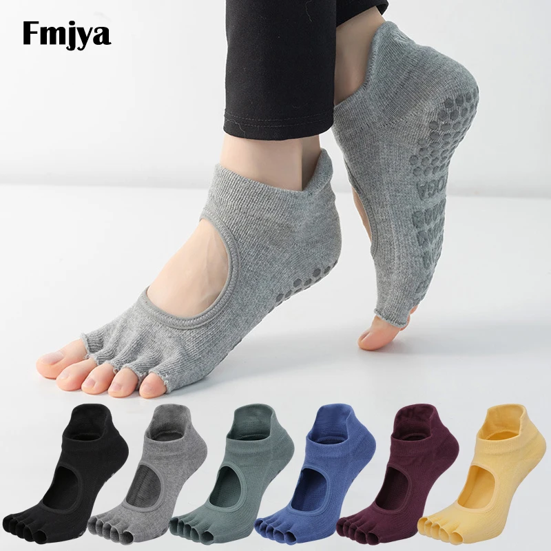 

Five Finger Yoga Socks Embroidered Backless Silicone Non-slip Grip Breathable Cotton Women Half Toe Pilates Socks for Gym