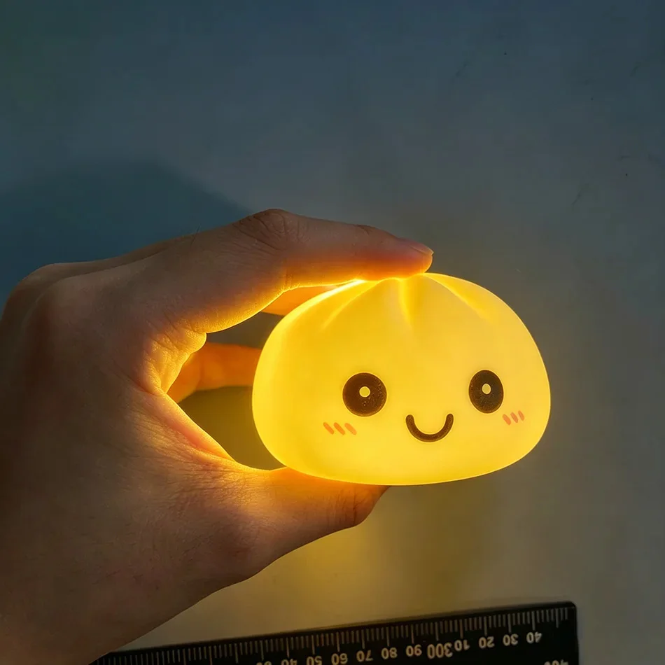 Ästhetisches LED-Brötchen-Nachtlicht, Weiches Silikon-Squishy-Spielzeug, Leuchtende Lebensmittel-Dekoration, Sensorischer Stressabbau, Niedliches Geschenk