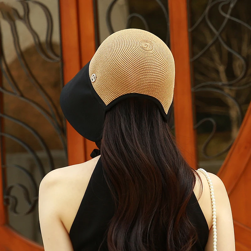Sunscreen hat for women\'s summer outings, large brimmed straw woven bucket hat with letter split, niche fashion, versatile sunsh