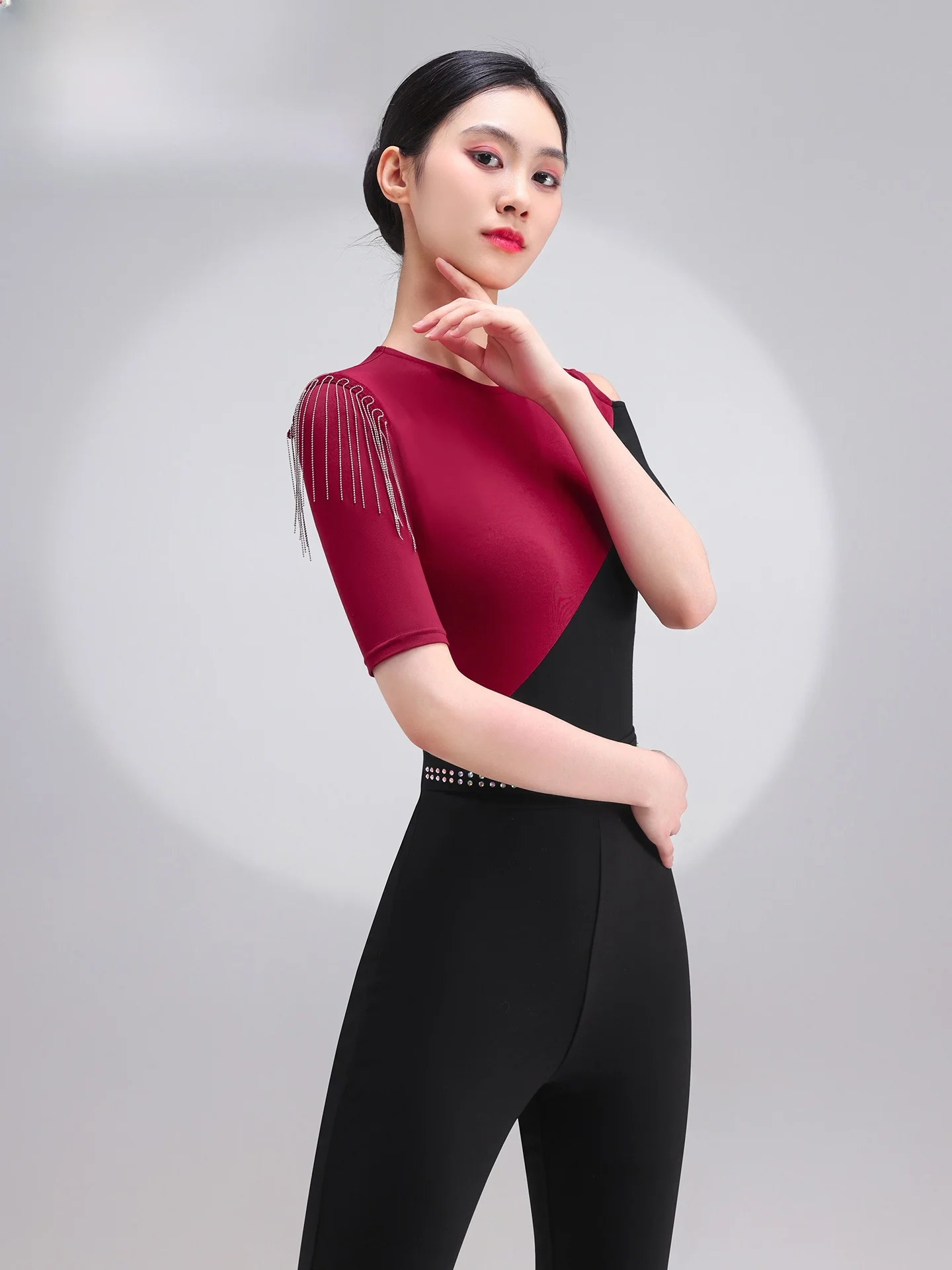 vonsu-レディース-スリムフィット-ダンス練習用スーツ-タッセルトリム付き-高級感のあるボディスーツ-モダンダンスやフィットネストレーニング用
