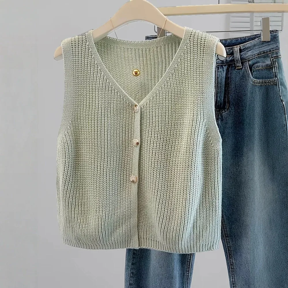 Women Solid Color 3-Button Knit Vest Streetwear Versatile Breathable Soft Flattering Daily Layering Piece Comfy Fall Winter