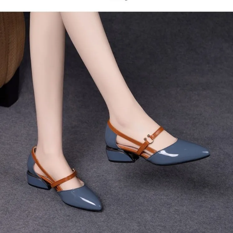 Baotou Sandals Women\'s Summer Low Heel Lacquer Leather 2023 New Thick Heel Pointed Shoes Single Shoes Soft Leather Women\'s Singl